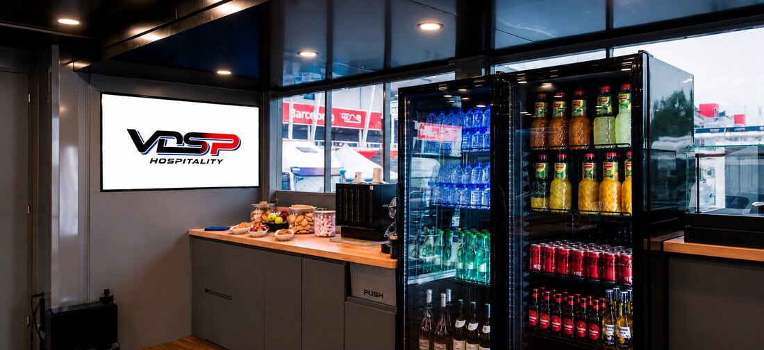 Bar and beverage service counter